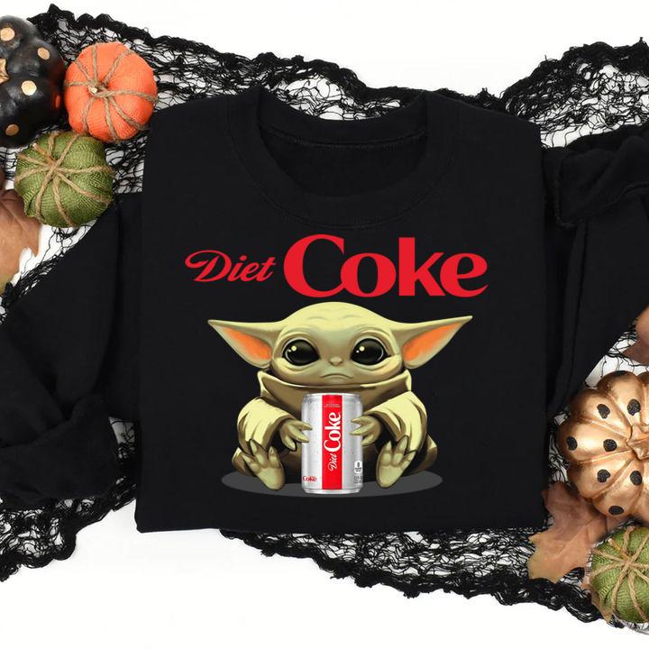 Baby Yoda hug Diet Coke Star Wars Mandalorian shirt t-shirt sweatshirt